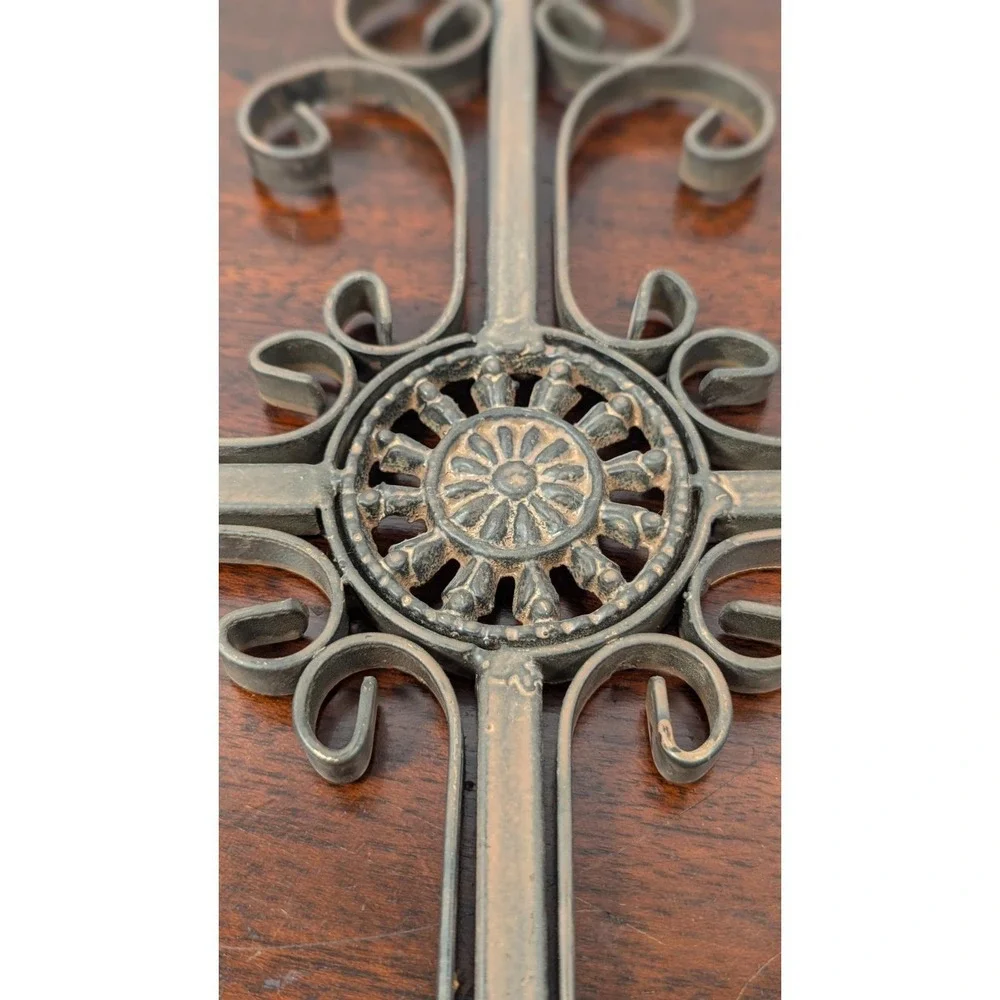 Decorative 18 inch Rustic Metal Ornate Cross Wall Hanging Religious Decor